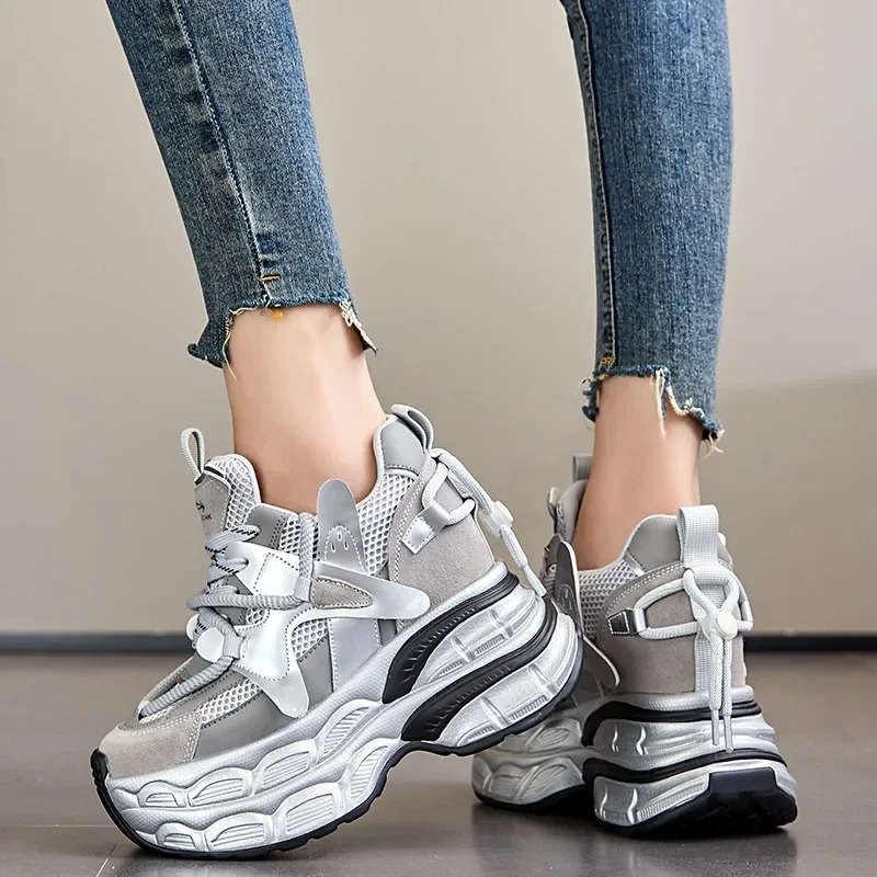 Damskie buty na platformie z u – Wedge Heeled Sneaker recenzja i cena