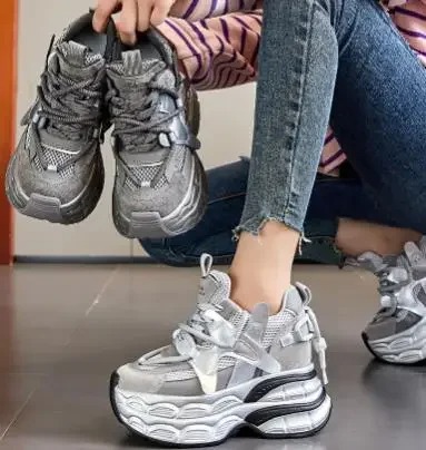 Damskie buty na platformie z u – Wedge Heeled Sneaker recenzja i cena